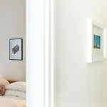 Sleep ベッド・アンド・ブレックファスト