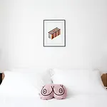 Sleep ベッド・アンド・ブレックファスト 4*