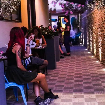 住宿加早餐酒店 睡觉住宿加早餐旅馆